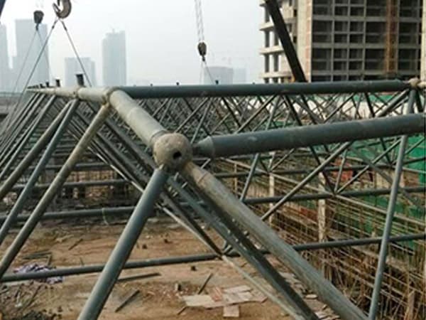 胶州螺栓球网架工程报价